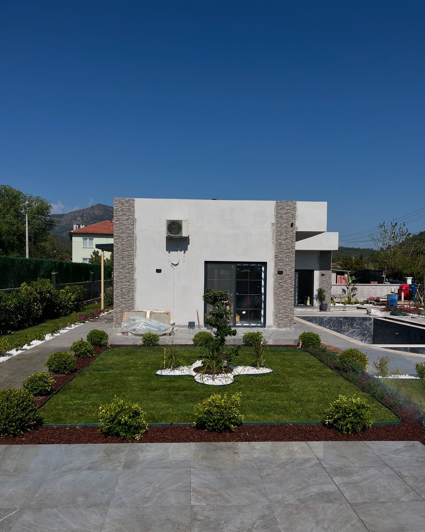 Köy Evi Bahçesi Sapanca