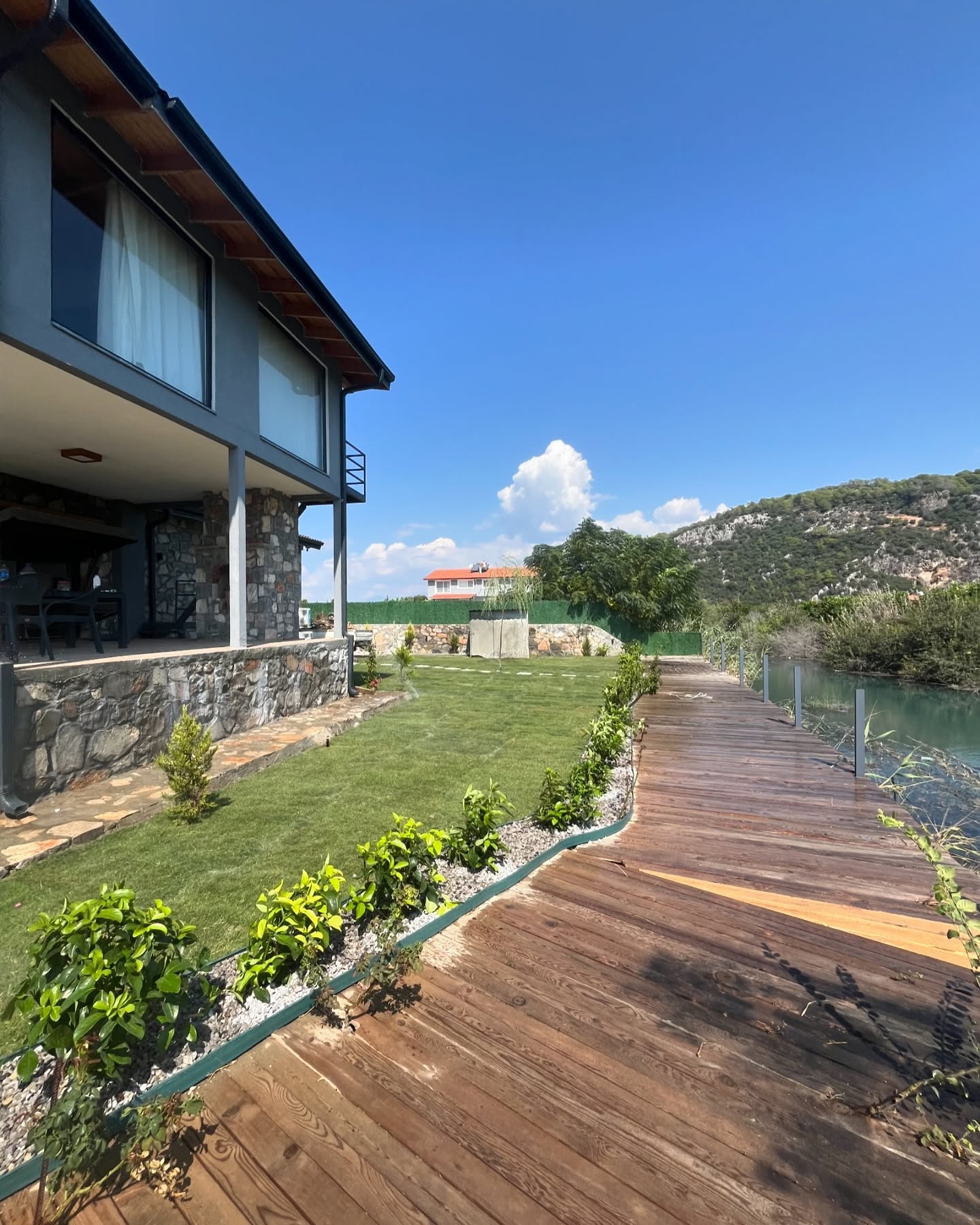 Galeri 4 — non optio earum